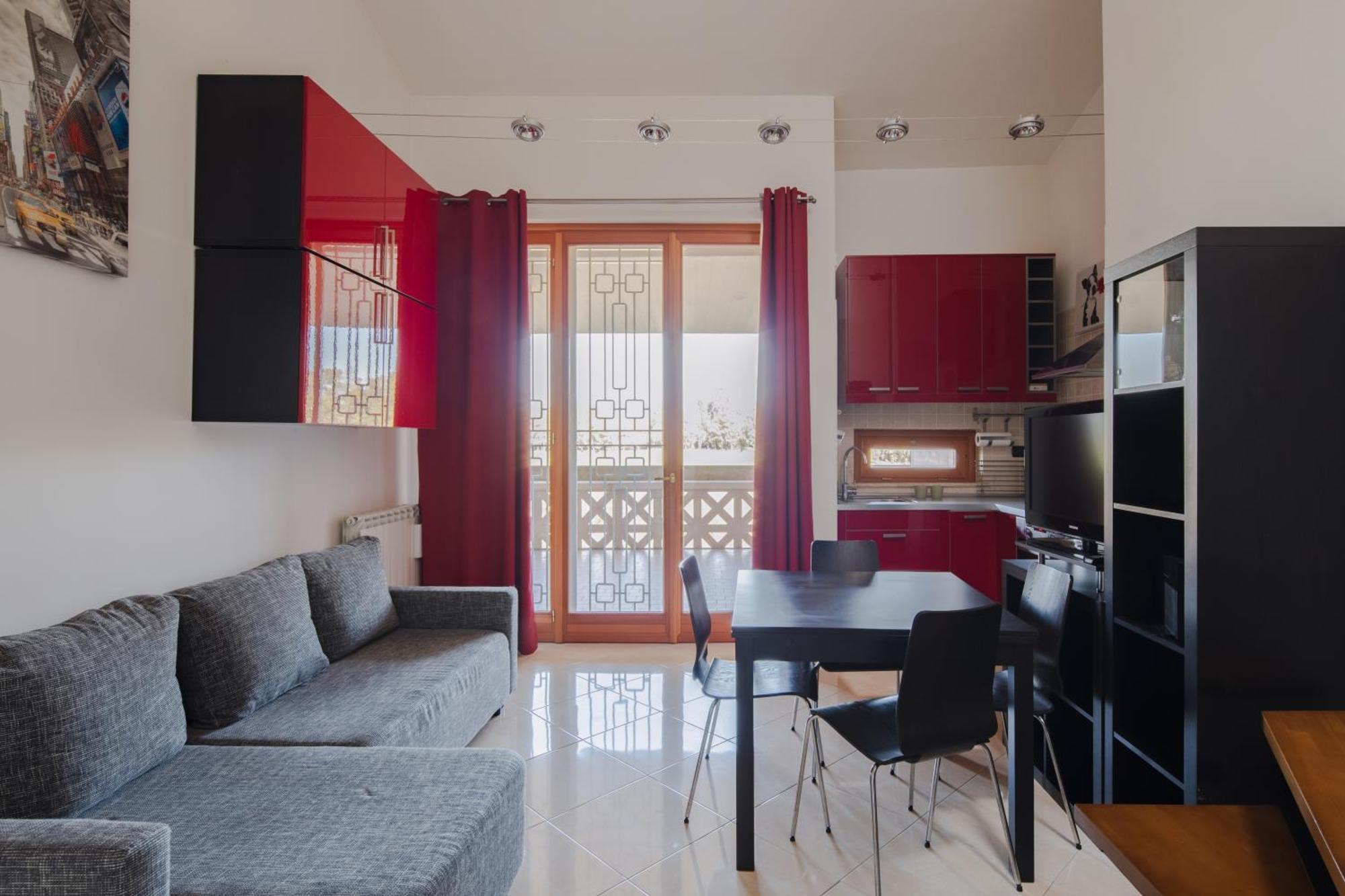 Eur Moravia Attico Panoramico Con Terrazzo, Fino A 5 Ospiti Apartamento