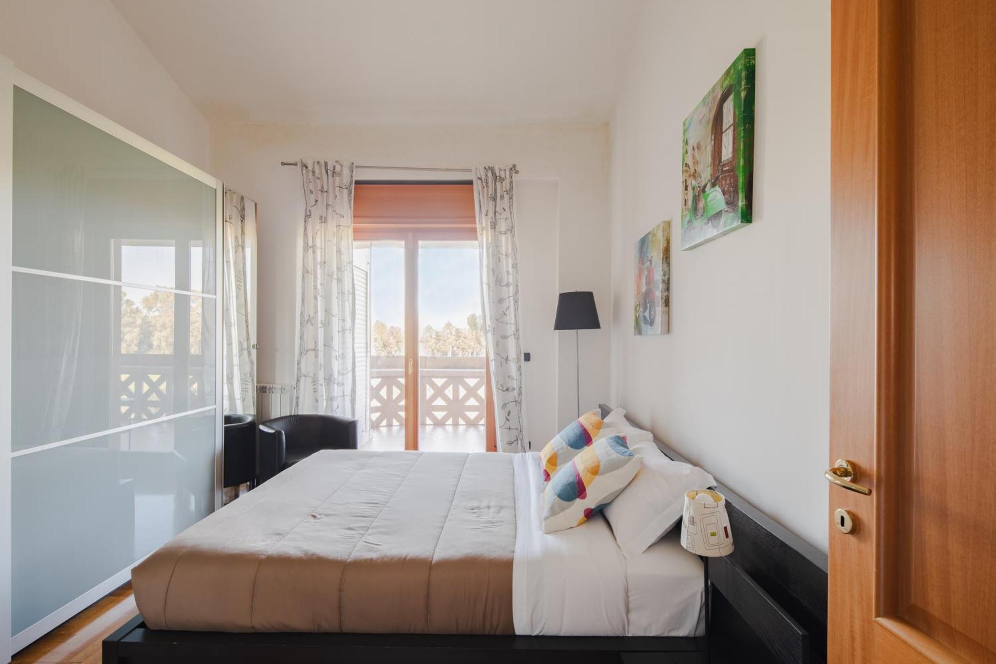 Apartamento Eur Moravia Attico Panoramico Con Terrazzo, Fino A 5 Ospiti